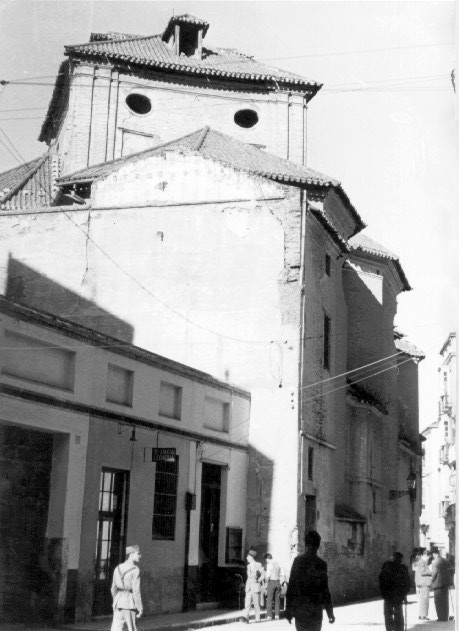 Fachada por la calle Santa Lucia (1943)